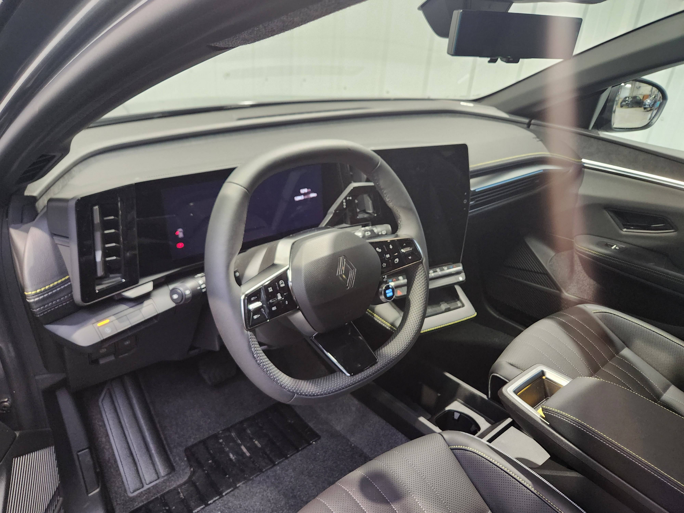 Vente en ligne Renault Megane E-Tech  220 ch autonomie confort GSR2 au prix de 40 990 €