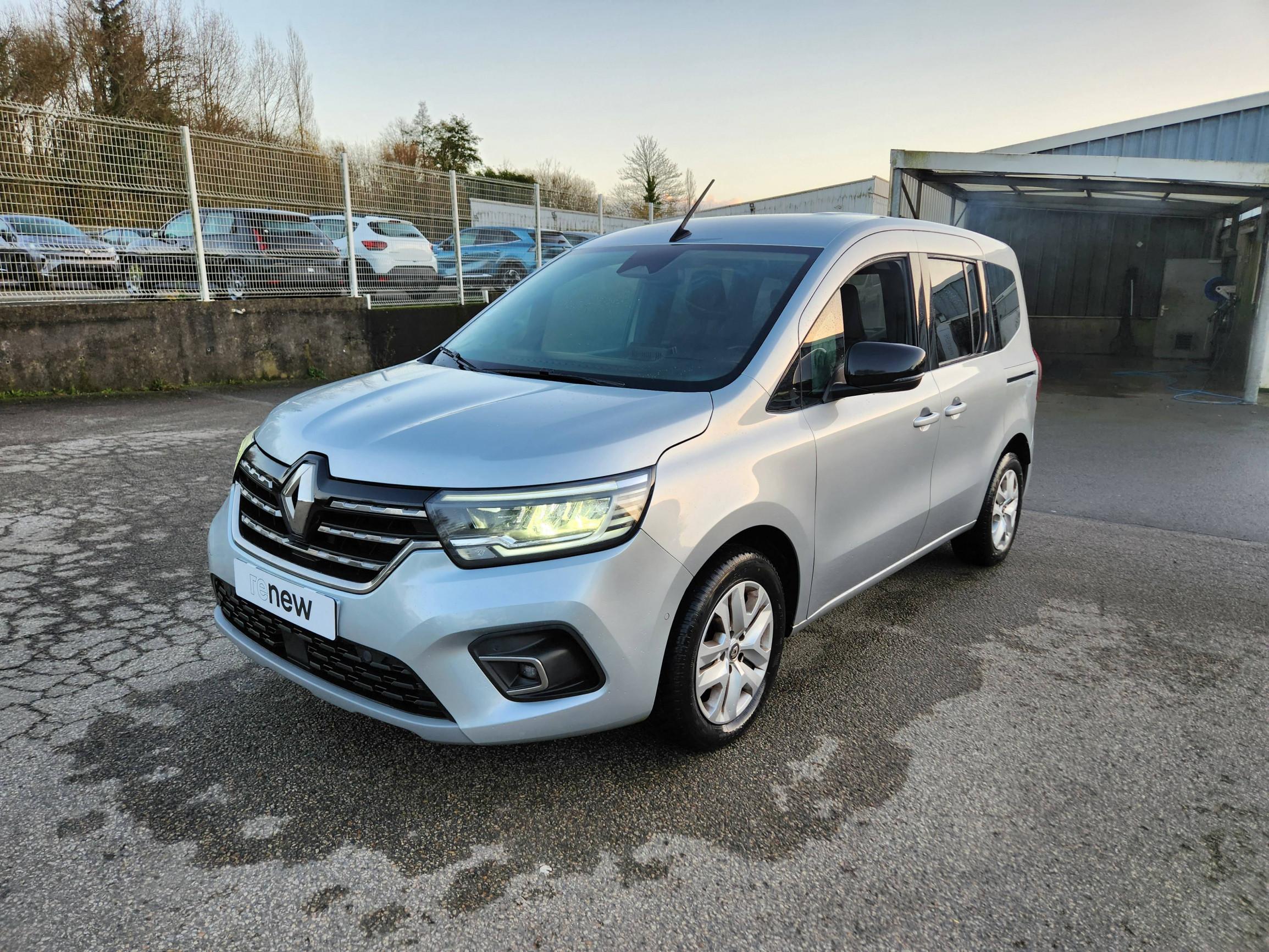 Renault Kangoo  Blue dCi 95 occasion de 2021 en vente à Morlaix