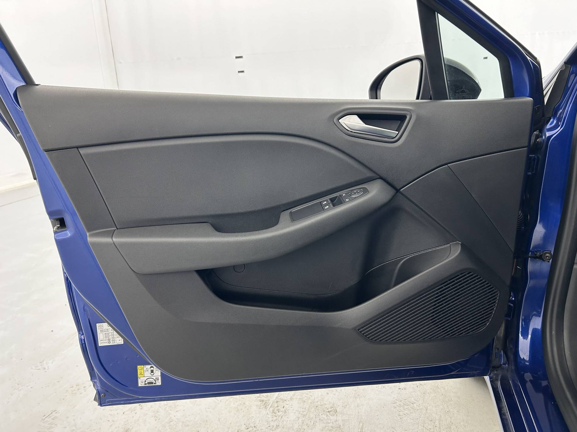 Vente en ligne Renault Clio 5 Clio dCi 100 au prix de 15 999 €