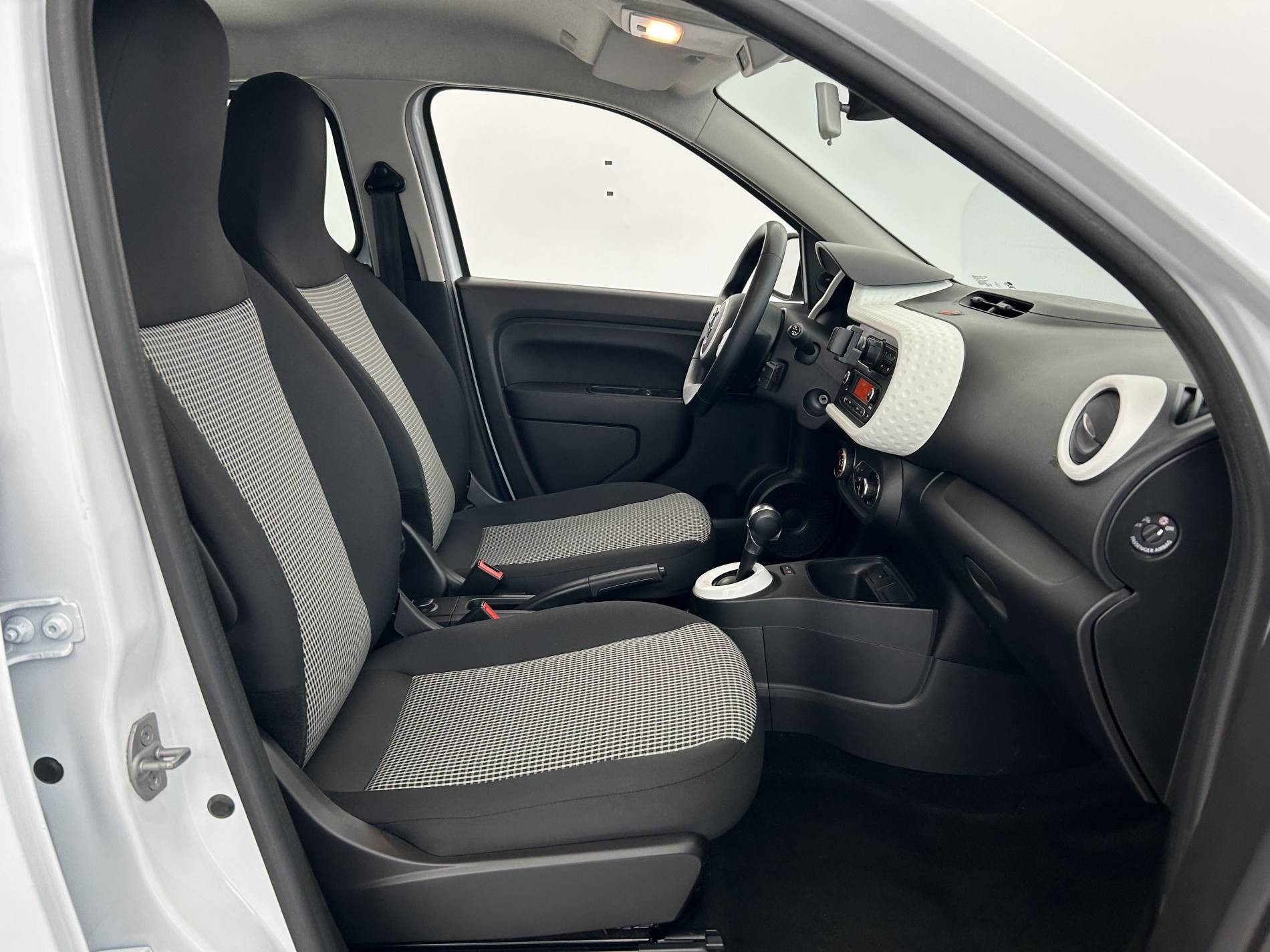 Vente en ligne Renault Twingo Electrique Twingo III Achat Intégral - 21 au prix de 9 890 €