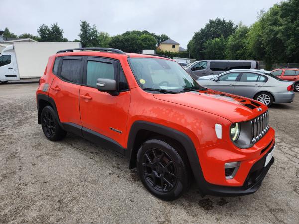 Vente en ligne Jeep Renegade Renegade 1.6 l MultiJet 120 ch BVM6 au prix de 17 999 €