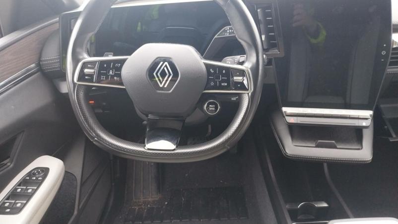 Vente en ligne Renault Megane E-Tech  EV60 220 ch super charge au prix de 24 999 €