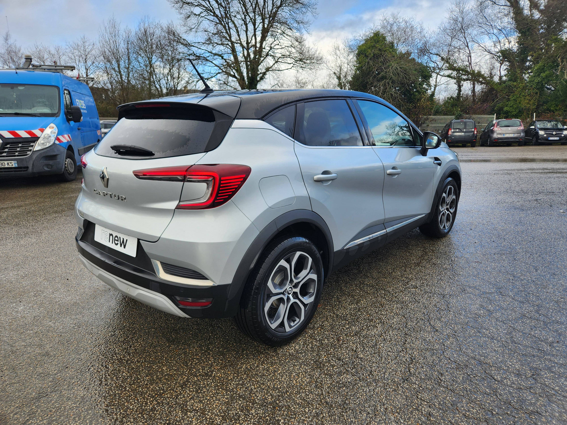 Vente en ligne Renault Captur  TCe 140 - 21 au prix de 17 999 €