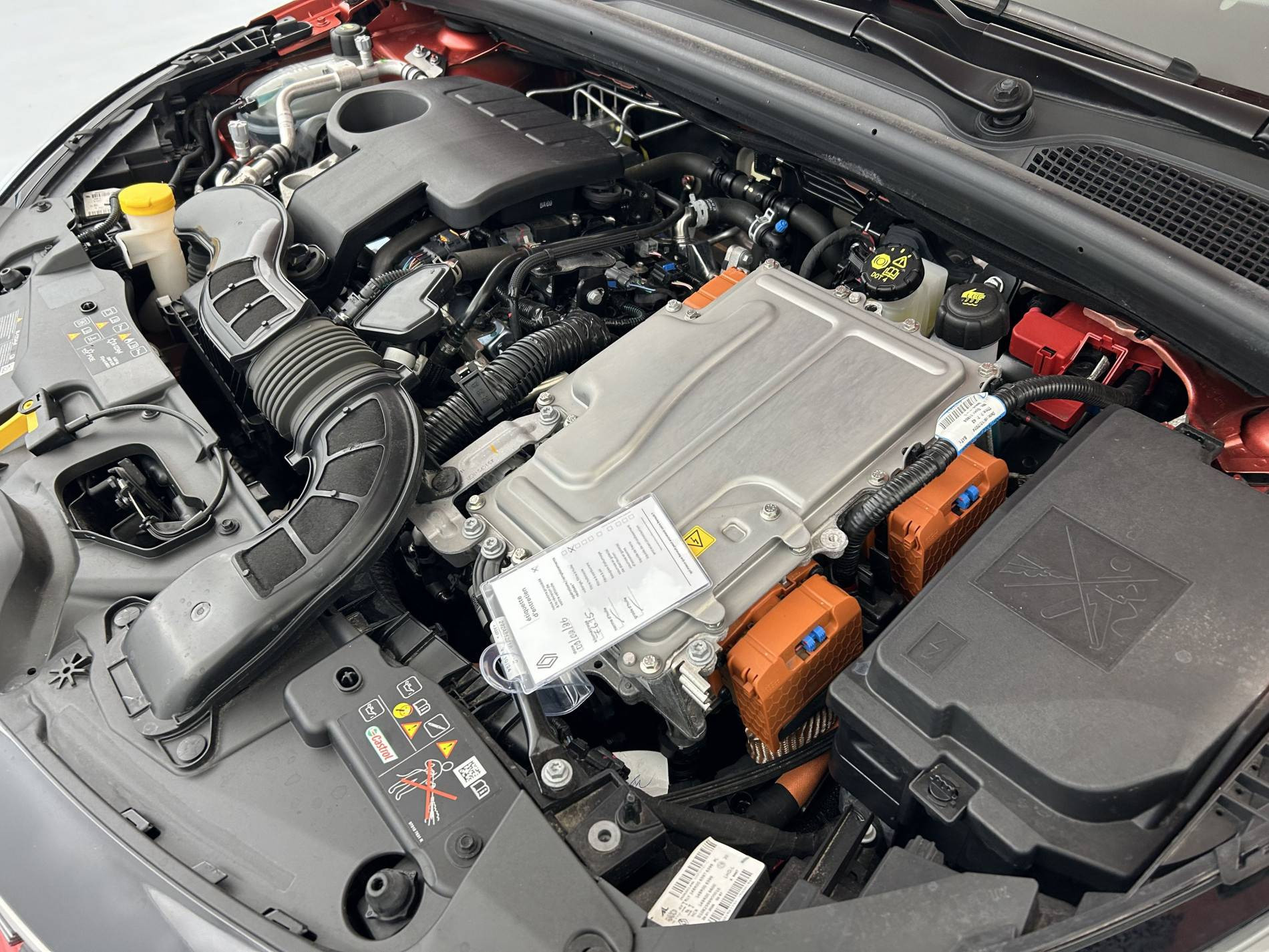 Vente en ligne Renault Clio 5 Clio E-Tech full hybrid 145 ch GSR2 au prix de 22 890 €