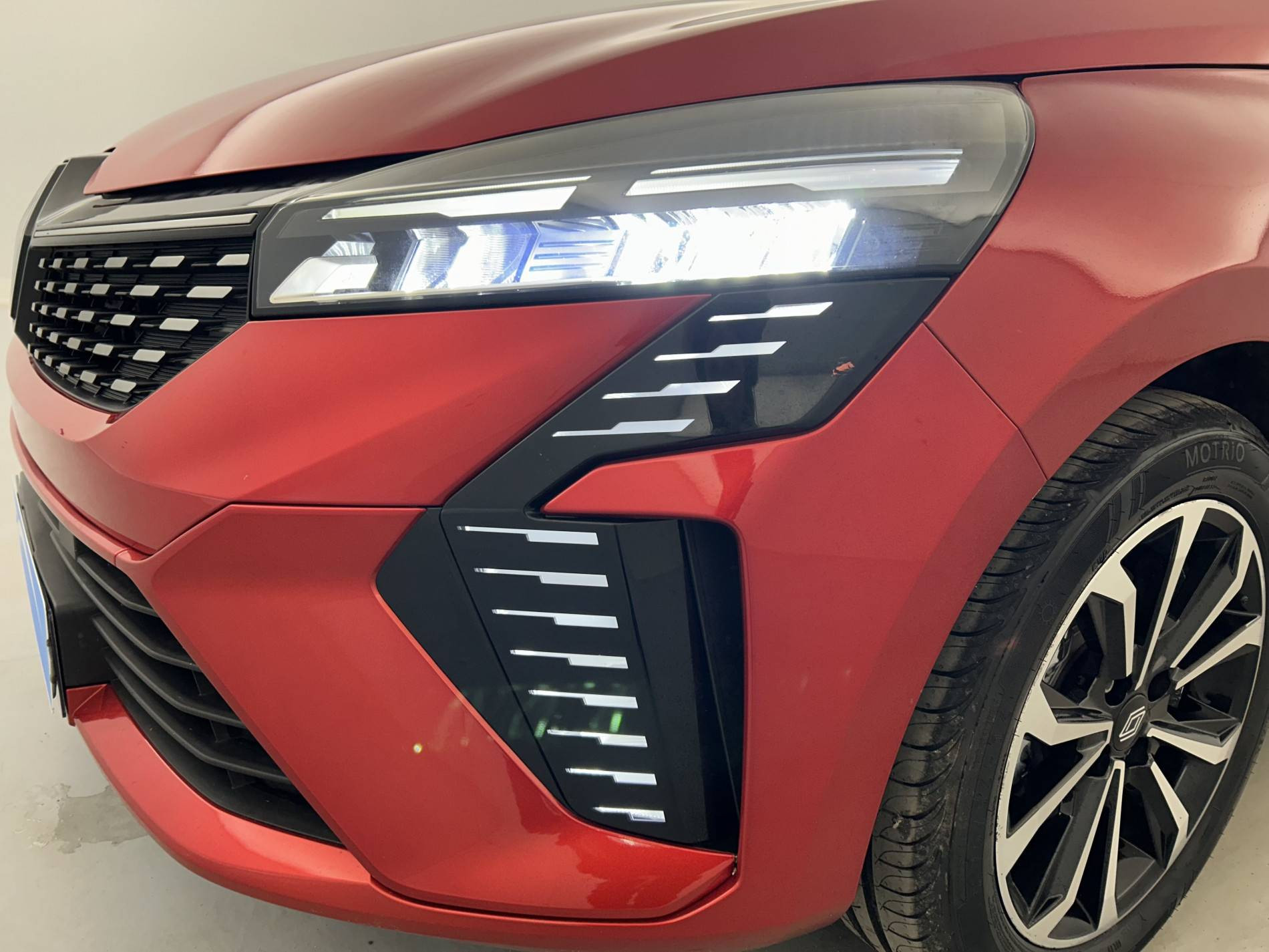 Vente en ligne Renault Clio 5 Clio E-Tech full hybrid 145 ch GSR2 au prix de 22 890 €