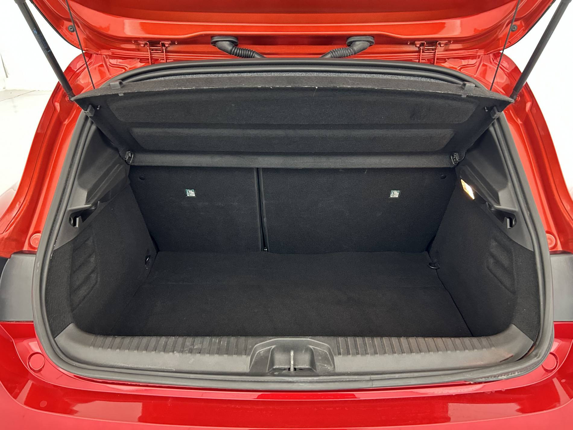 Vente en ligne Renault Clio 5 Clio E-Tech full hybrid 145 ch GSR2 au prix de 22 890 €