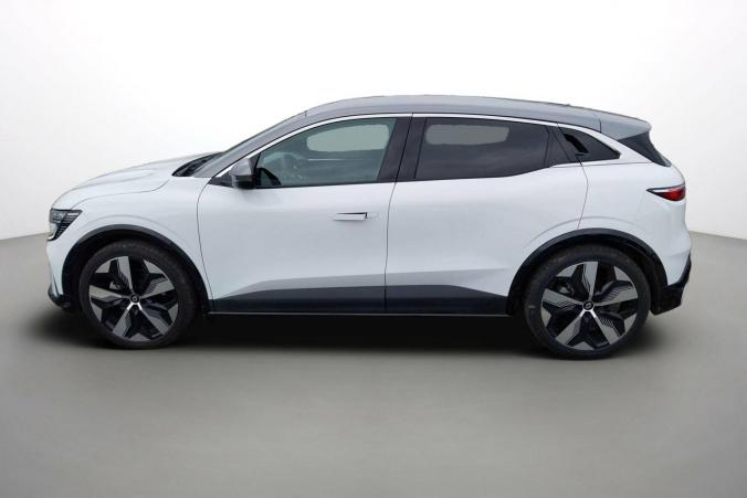 Vente en ligne Renault Megane E-Tech  EV60 220 ch super charge au prix de 26 999 €