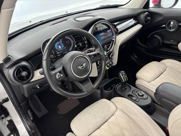 Vente en ligne Mini Mini Hatch 3 Portes Cooper SE 184 ch au prix de 18 890 €
