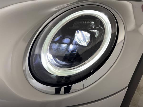 Vente en ligne Mini Mini Hatch 3 Portes Cooper SE 184 ch au prix de 18 890 €