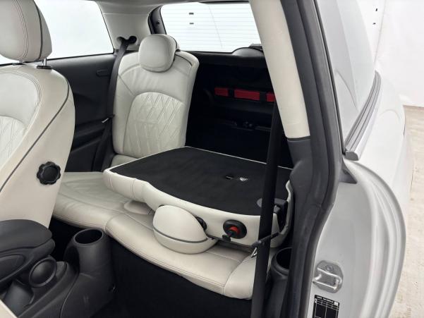 Vente en ligne Mini Mini Hatch 3 Portes Cooper SE 184 ch au prix de 18 890 €