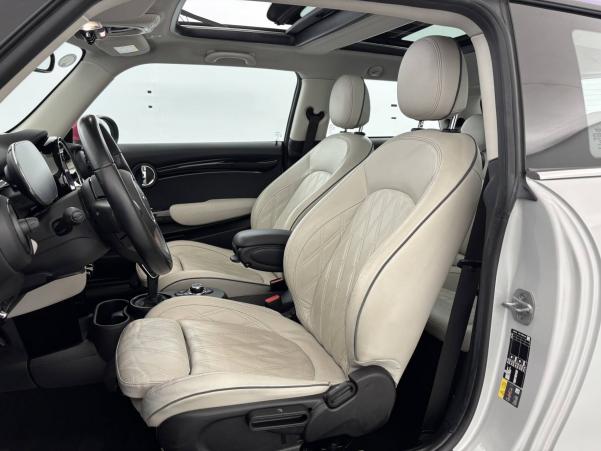 Vente en ligne Mini Mini Hatch 3 Portes Cooper SE 184 ch au prix de 18 890 €