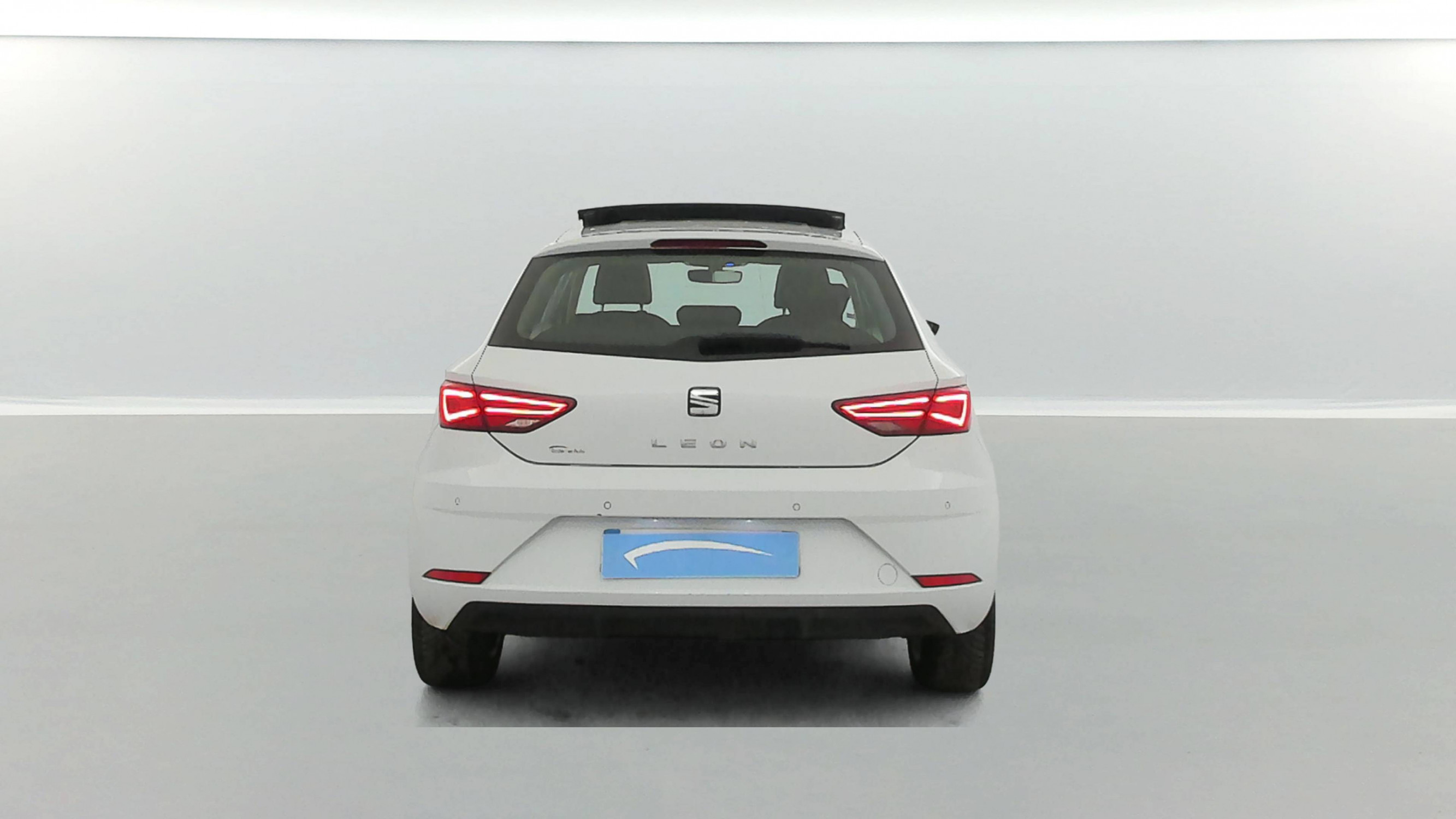 Vente en ligne Seat Leon  1.0 EcoTSI 115 Start/Stop BVM6 au prix de 12 999 €