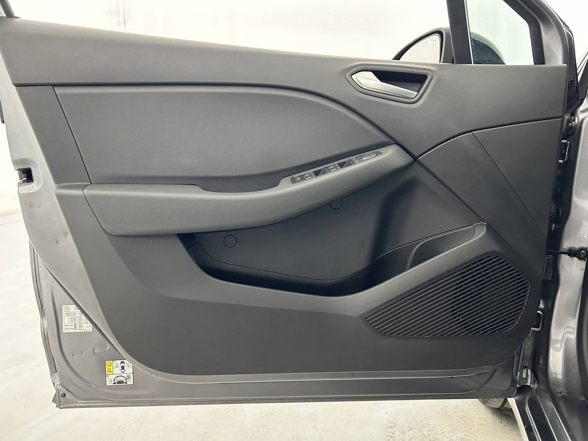 Vente en ligne Renault Clio 5 Clio TCe 90 au prix de 16 499 €