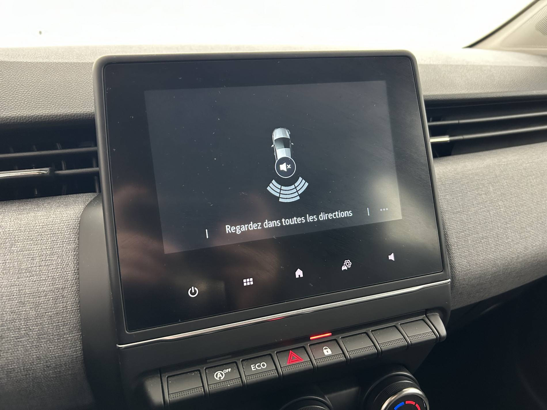 Vente en ligne Renault Clio 5 Clio TCe 90 au prix de 16 499 €