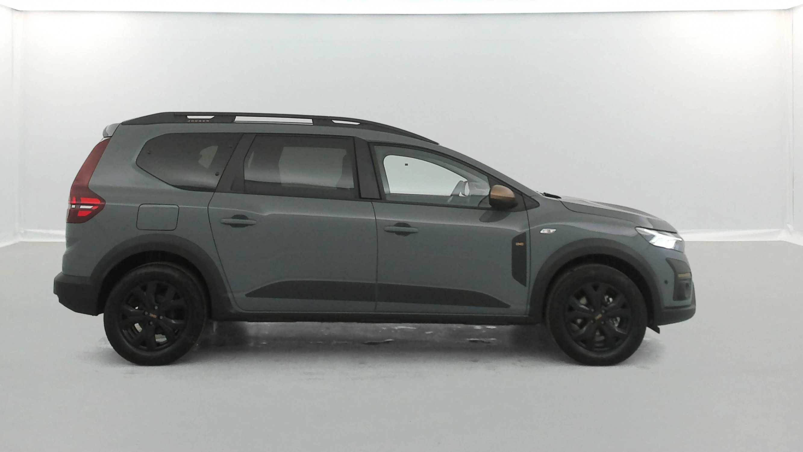 Vente en ligne Dacia Jogger  Hybrid 140 7 places GSR2 au prix de 26 890 €