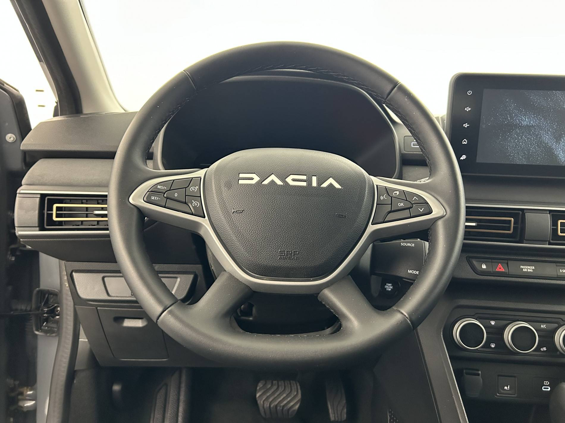 Vente en ligne Dacia Jogger  Hybrid 140 7 places GSR2 au prix de 26 890 €