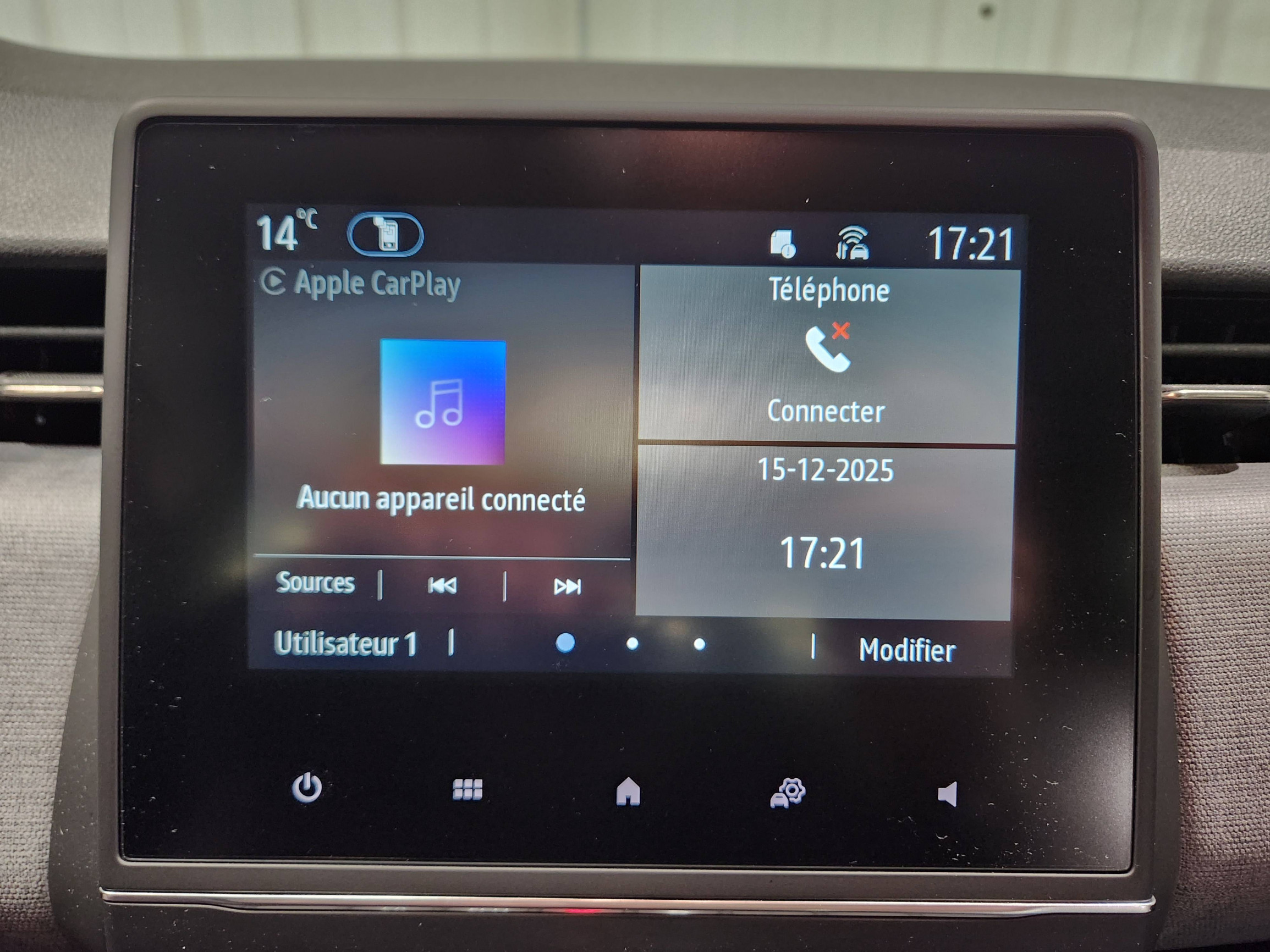 Vente en ligne Renault Clio 5 Clio E-Tech full hybrid 145 ch GSR2 au prix de 21 690 €