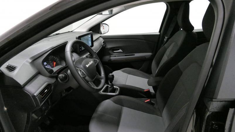 Vente en ligne Dacia Sandero  ECO-G 100 au prix de 18 299 €