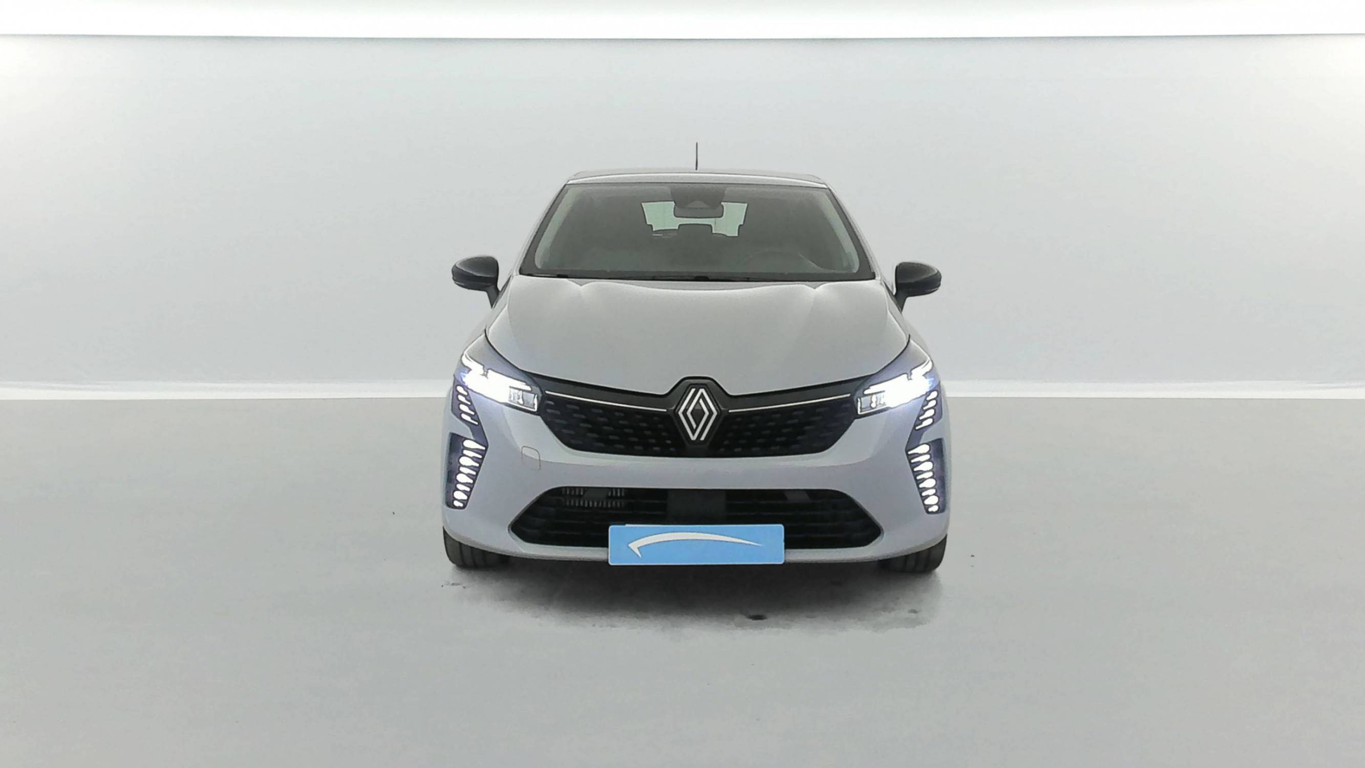 Vente en ligne Renault Clio 5 Clio TCe 90 au prix de 15 999 €