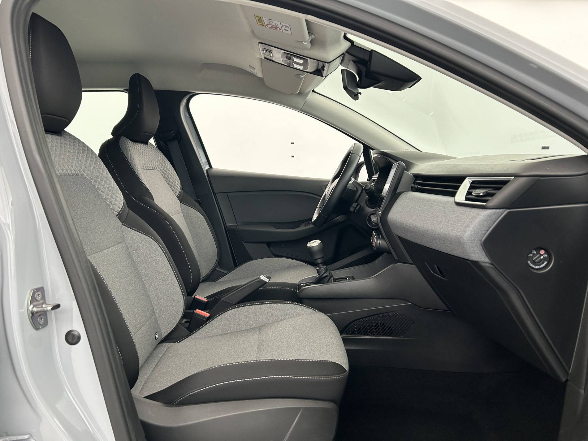 Vente en ligne Renault Clio 5 Clio TCe 90 au prix de 15 899 €