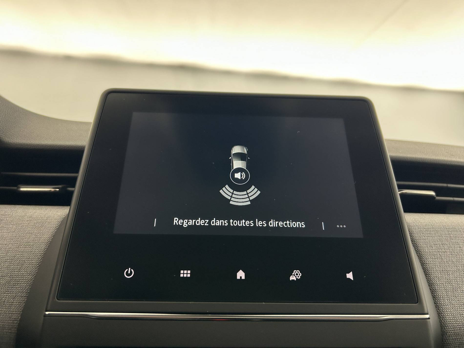 Vente en ligne Renault Clio 5 Clio TCe 90 au prix de 15 999 €