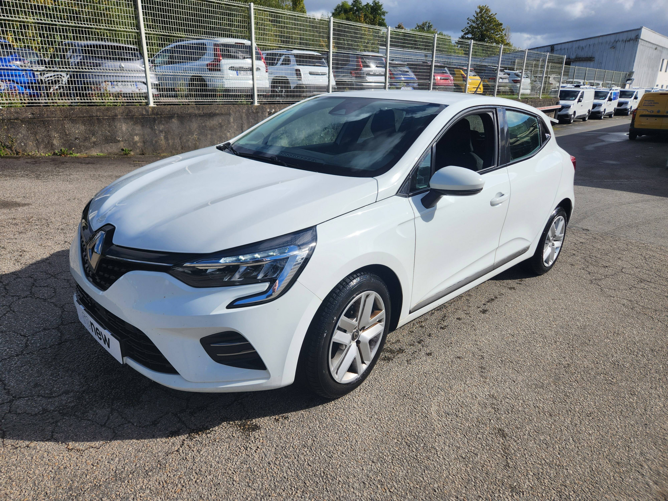 Renault Clio 5 Clio Blue dCi 100 - 21N occasion de 2021 en vente à Morlaix