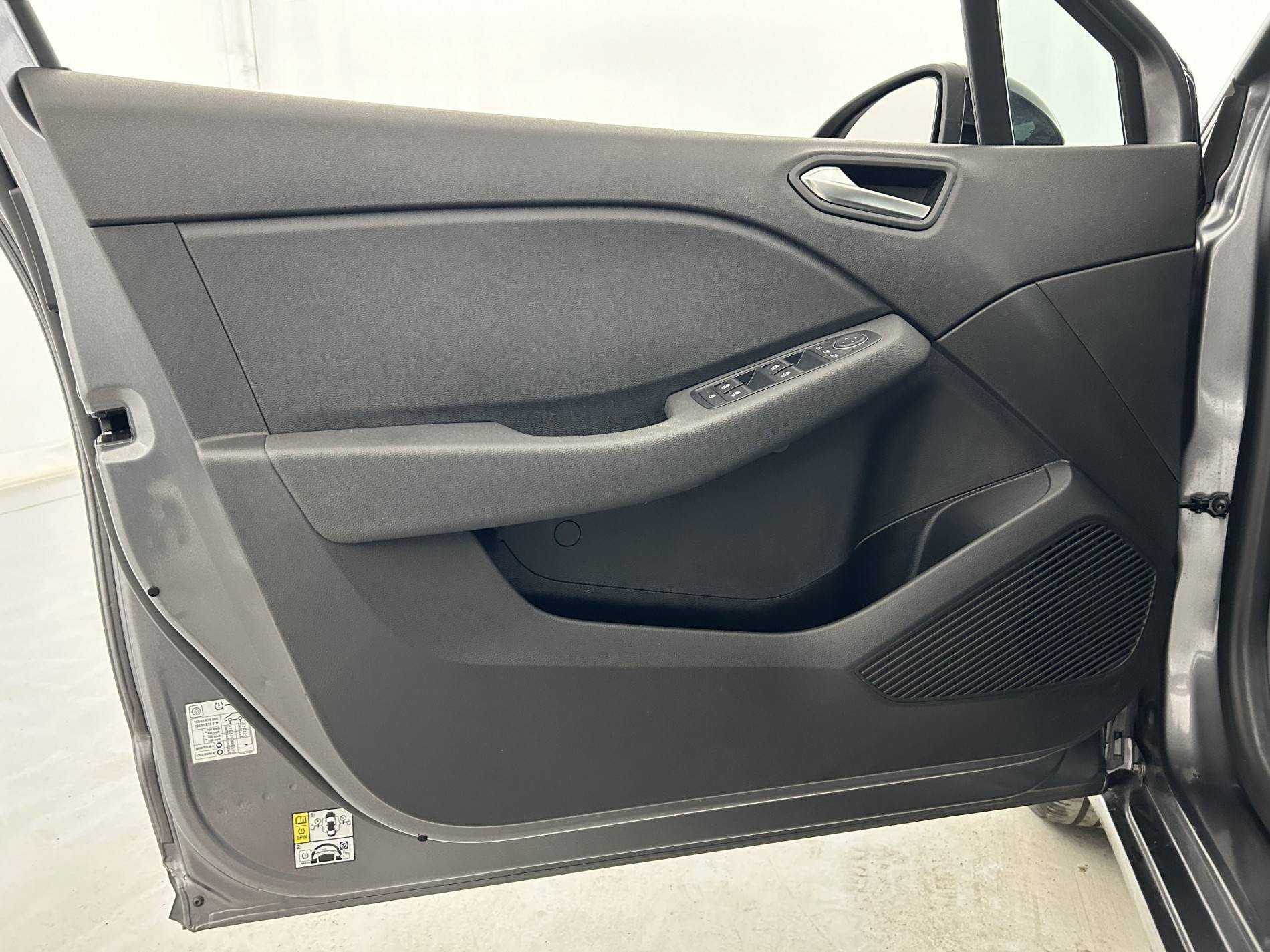 Vente en ligne Renault Clio 5 Clio TCe 90 au prix de 16 390 €