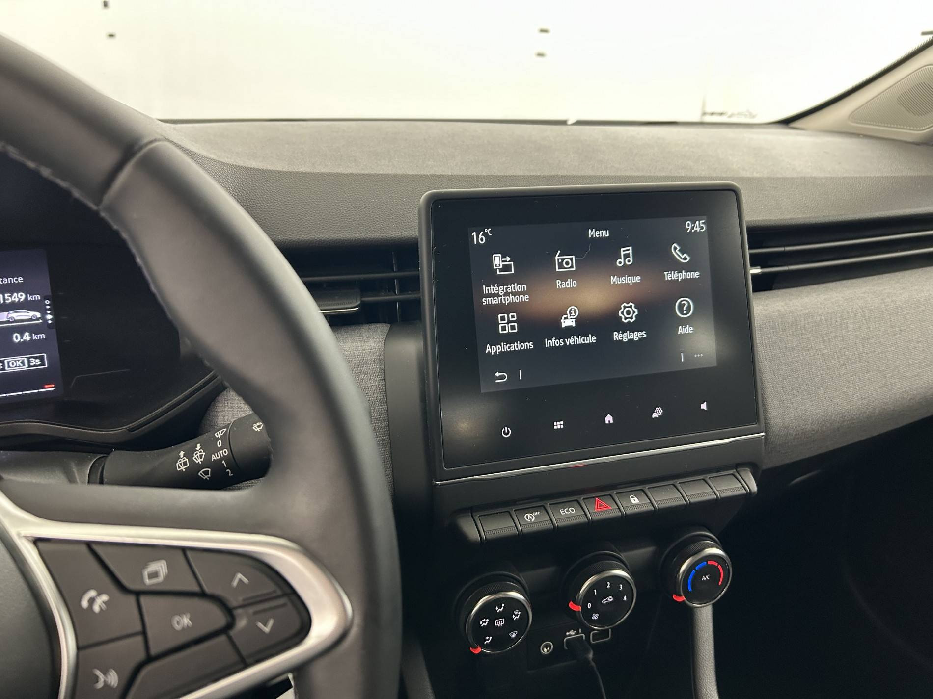 Vente en ligne Renault Clio 5 Clio TCe 90 au prix de 16 390 €