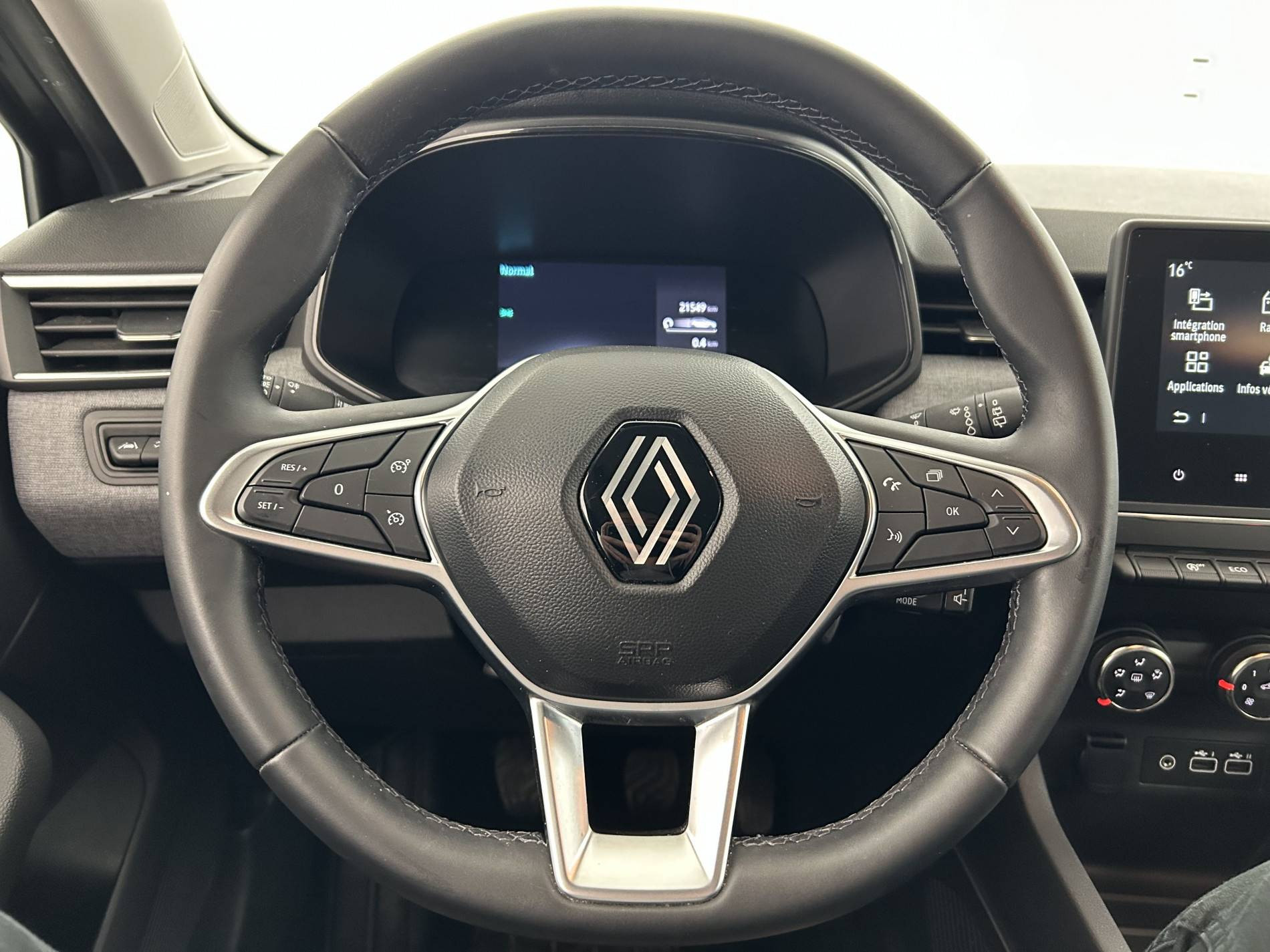 Vente en ligne Renault Clio 5 Clio TCe 90 au prix de 16 390 €