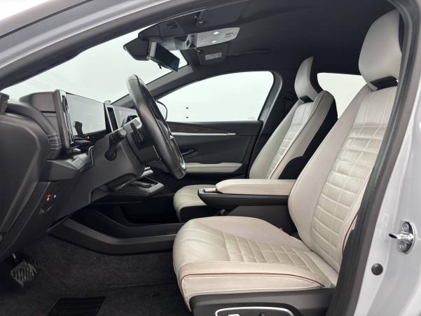 Vente en ligne Renault Megane E-Tech  EV60 220 ch super charge au prix de 24 999 €