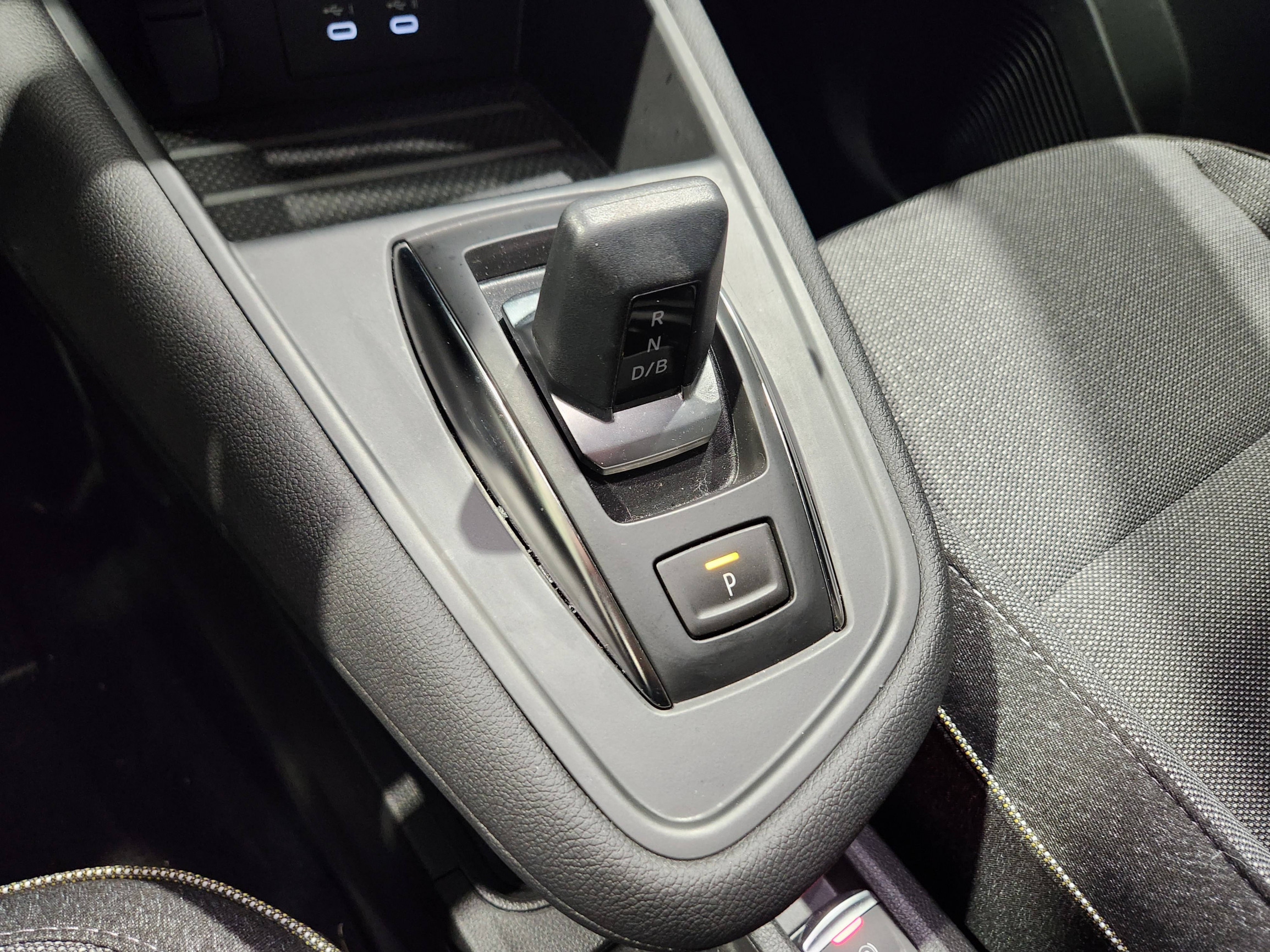 Vente en ligne Renault Symbioz  E-Tech full hybrid 160 ch au prix de 32 290 €