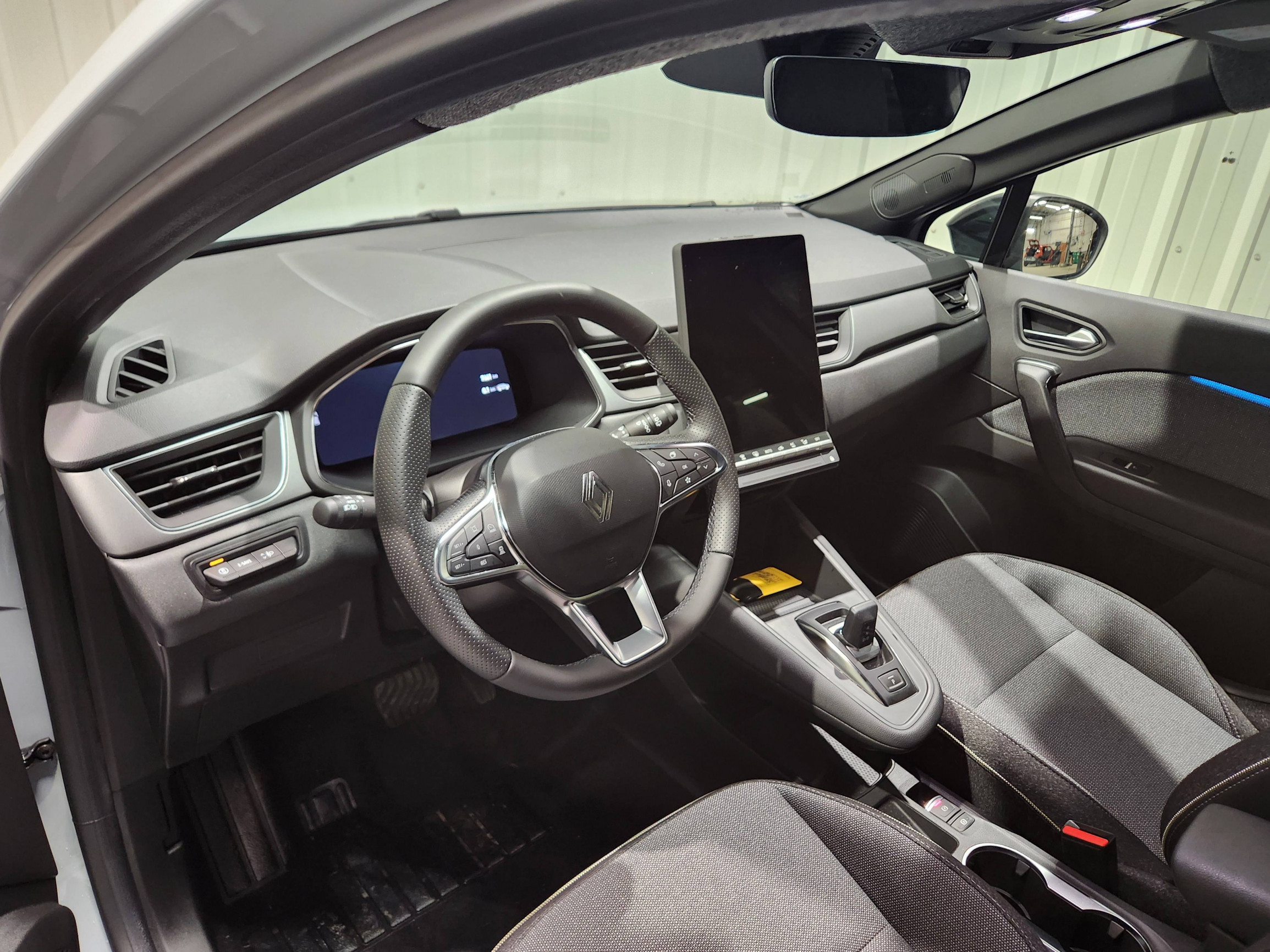 Vente en ligne Renault Symbioz  E-Tech full hybrid 160 ch au prix de 32 290 €