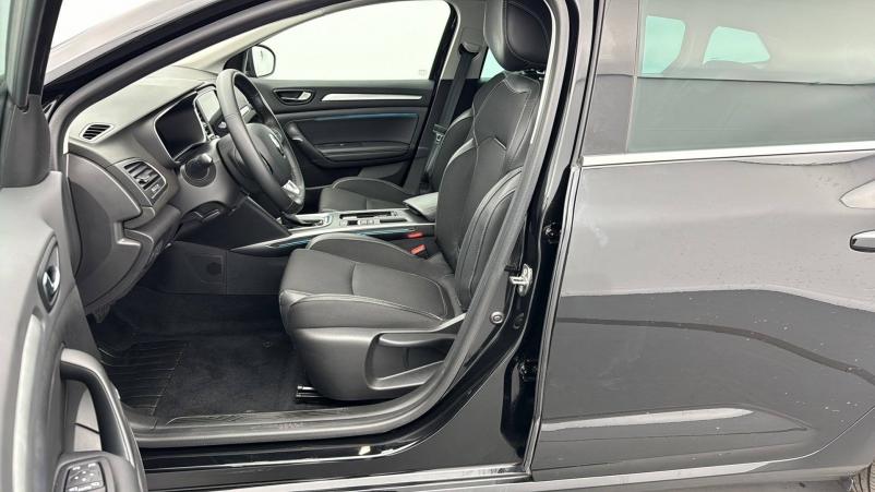 Vente en ligne Renault Megane 4 Estate  Blue dCi 115 EDC au prix de 24 999 €