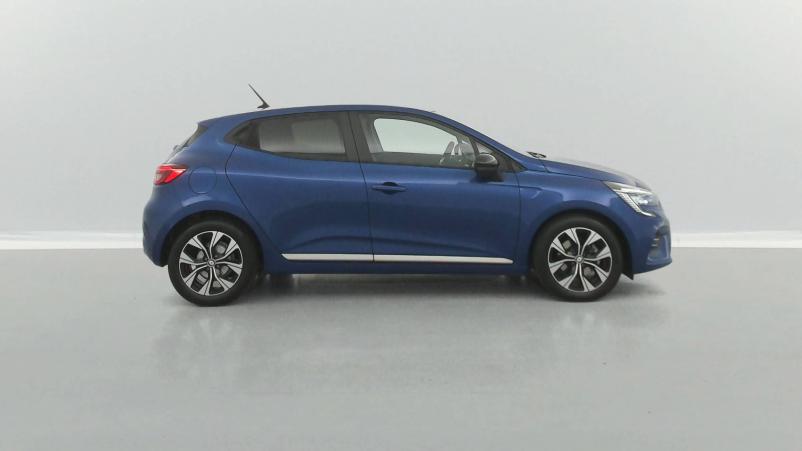 Vente en ligne Renault Clio 5 Clio Blue dCi 100 au prix de 16 499 €