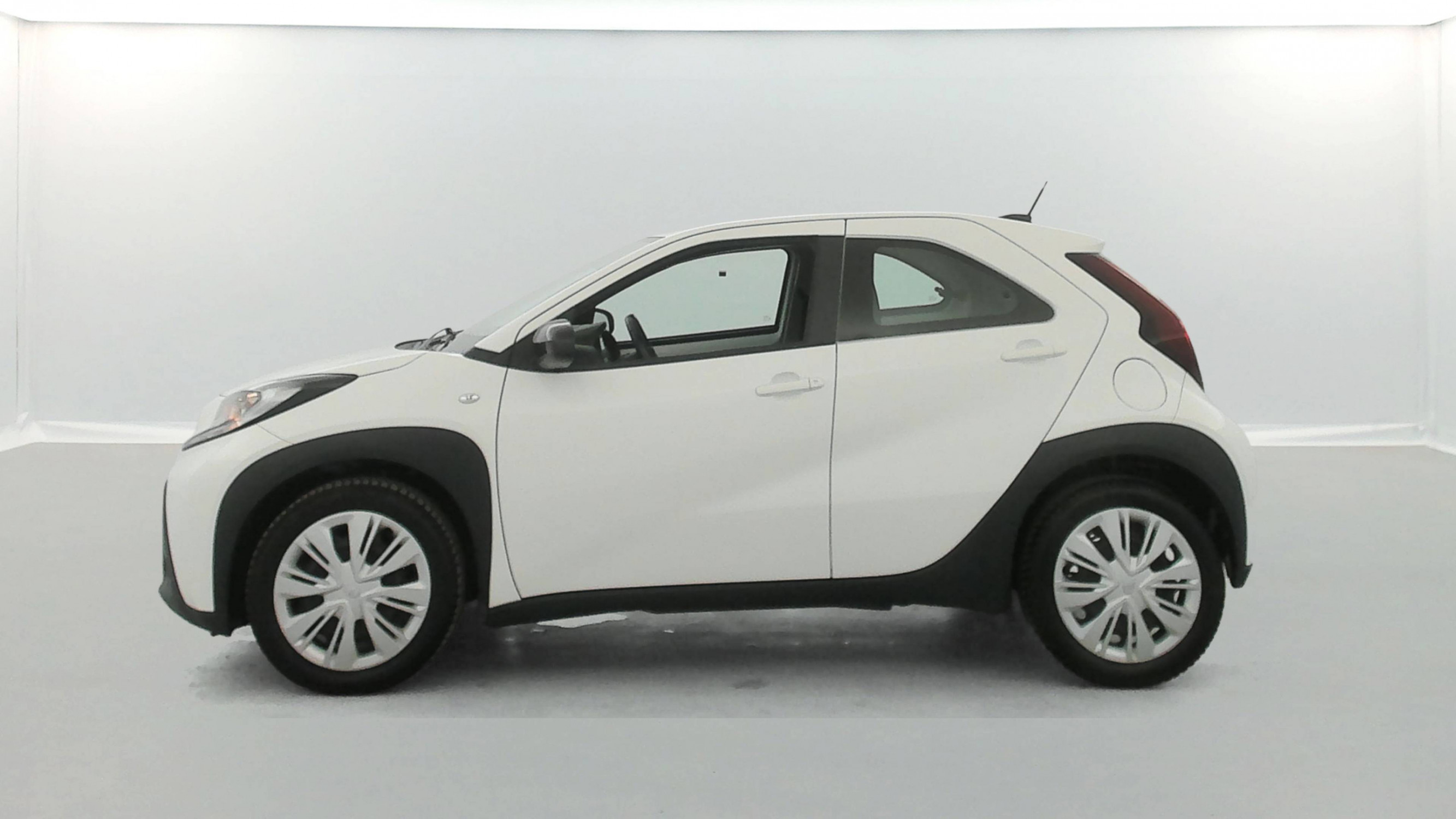 Vente en ligne Toyota Aygo X  1.0 VVT-i 72 au prix de 12 999 €