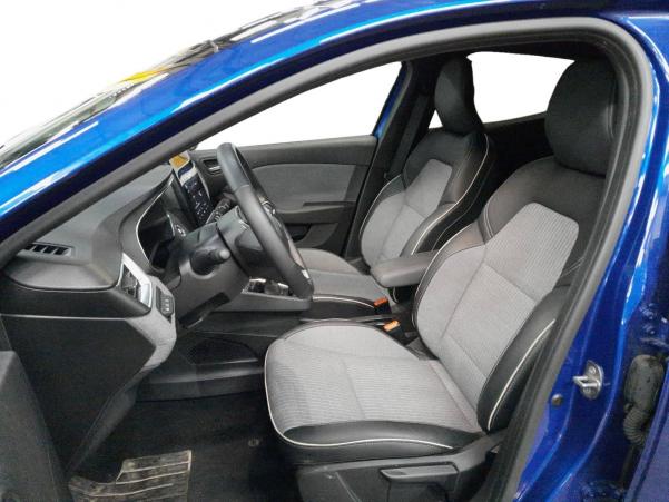 Vente en ligne Renault Clio 5 Clio TCe 90 au prix de 18 299 €