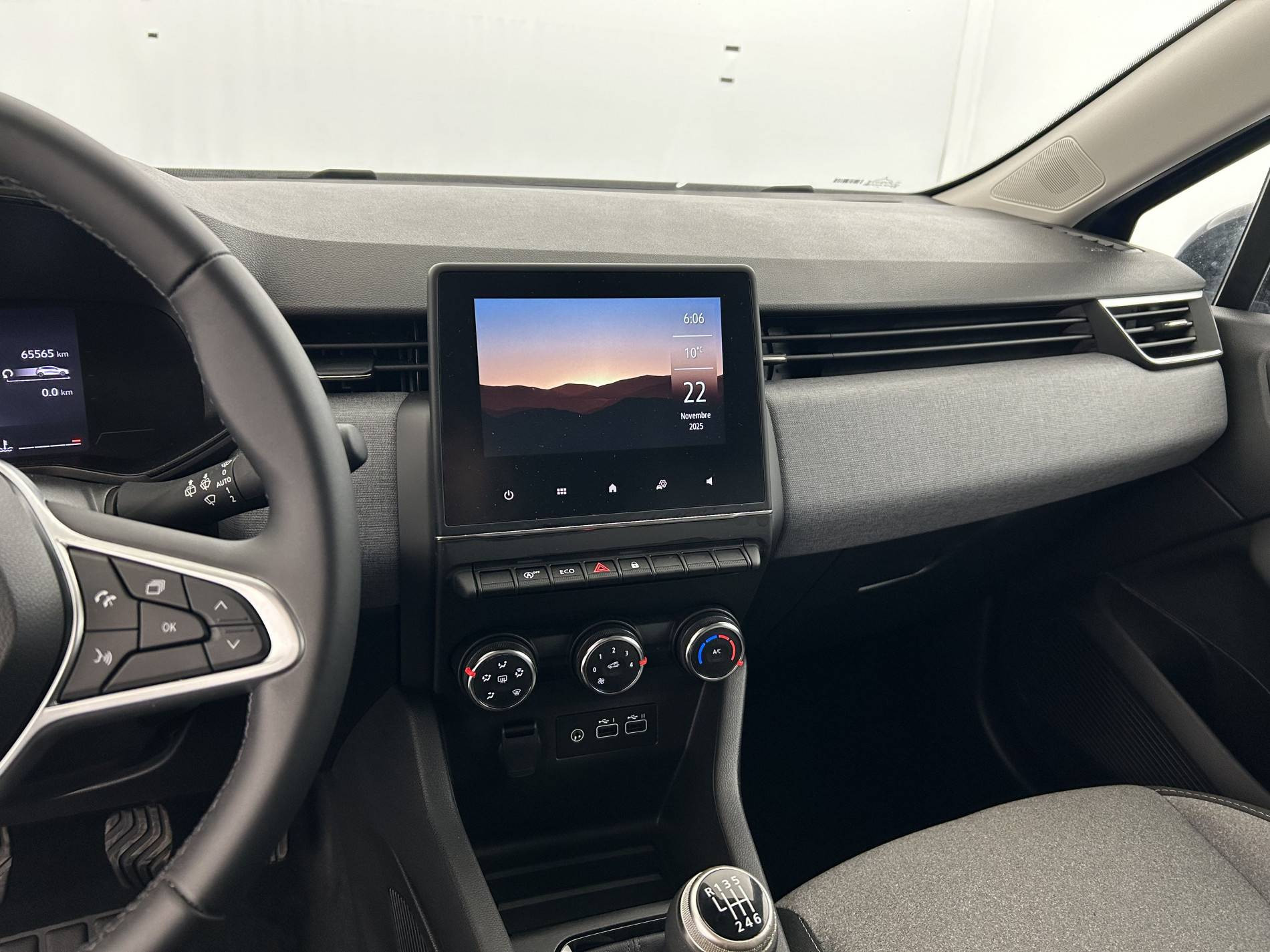 Vente en ligne Renault Clio 5 Clio Blue dCi 100 ch GSR2 au prix de 15 390 €