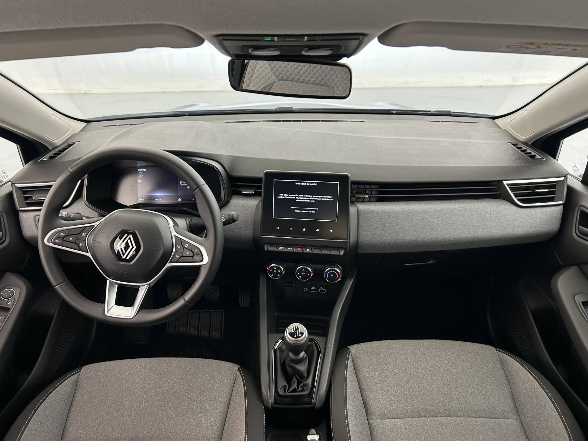 Vente en ligne Renault Clio 5 Clio Blue dCi 100 ch GSR2 au prix de 15 390 €