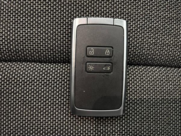Vente en ligne Renault Captur  TCe 140 - 21 au prix de 17 890 €