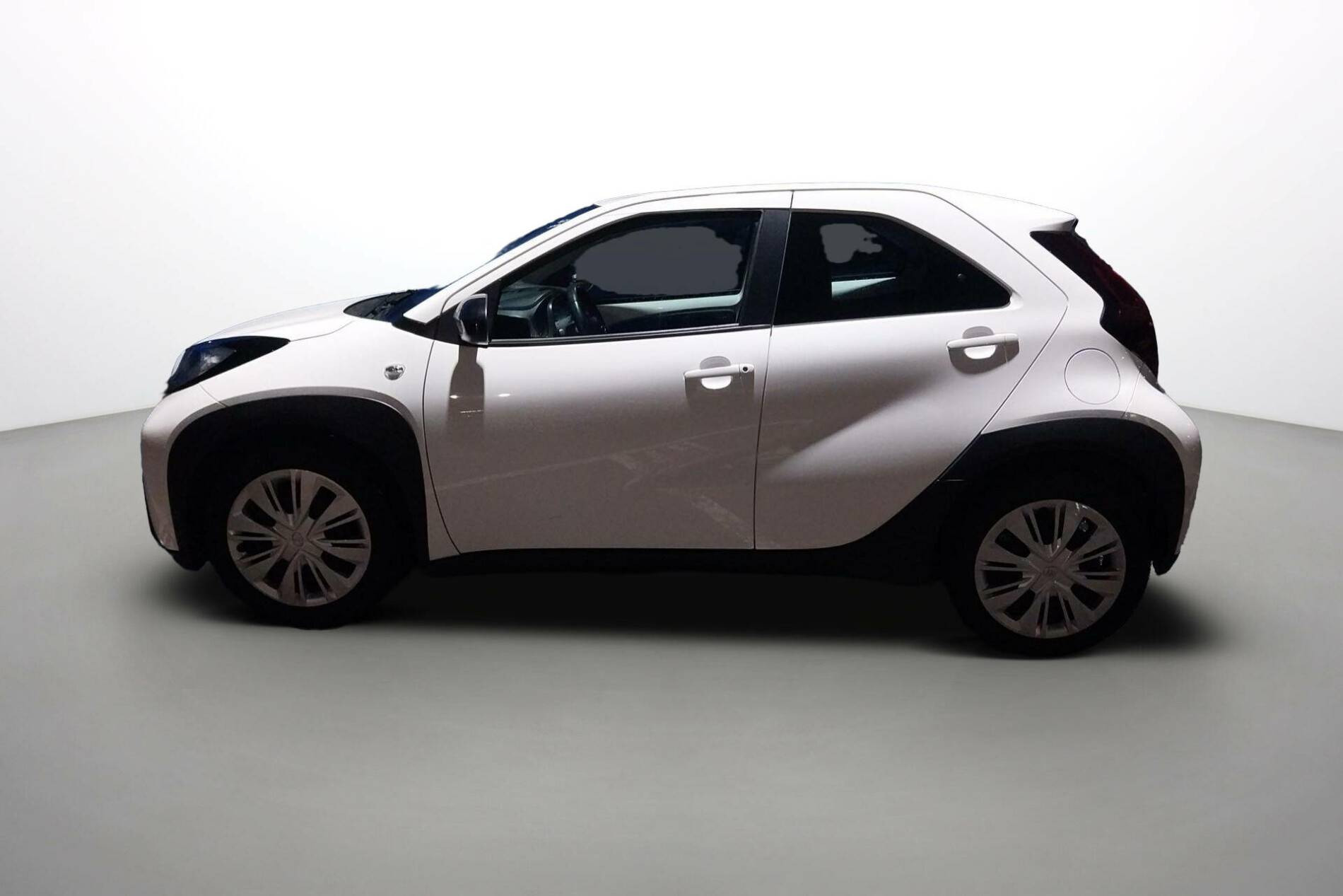 Vente en ligne Toyota Aygo X  1.0 VVT-i 72 au prix de 12 999 €