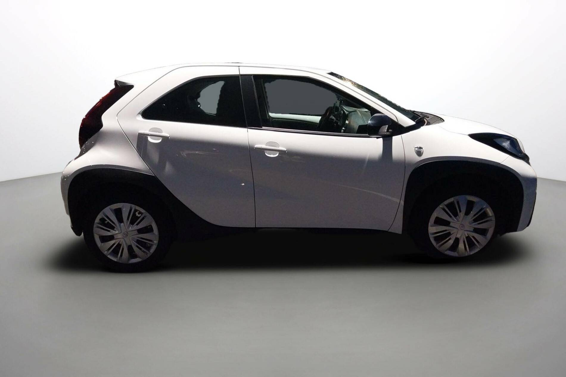 Vente en ligne Toyota Aygo X  1.0 VVT-i 72 au prix de 12 999 €