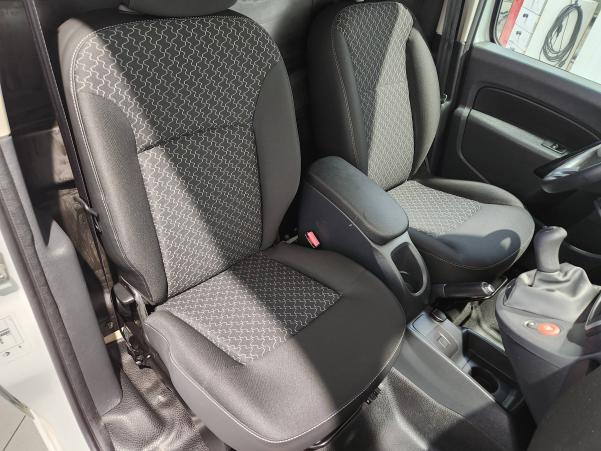 Vente en ligne Renault Kangoo Express  L1 1.5 DCI 75 au prix de 12 799 €