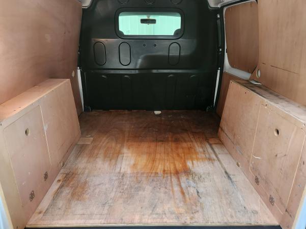 Vente en ligne Renault Kangoo Express  L1 1.5 DCI 75 au prix de 12 799 €