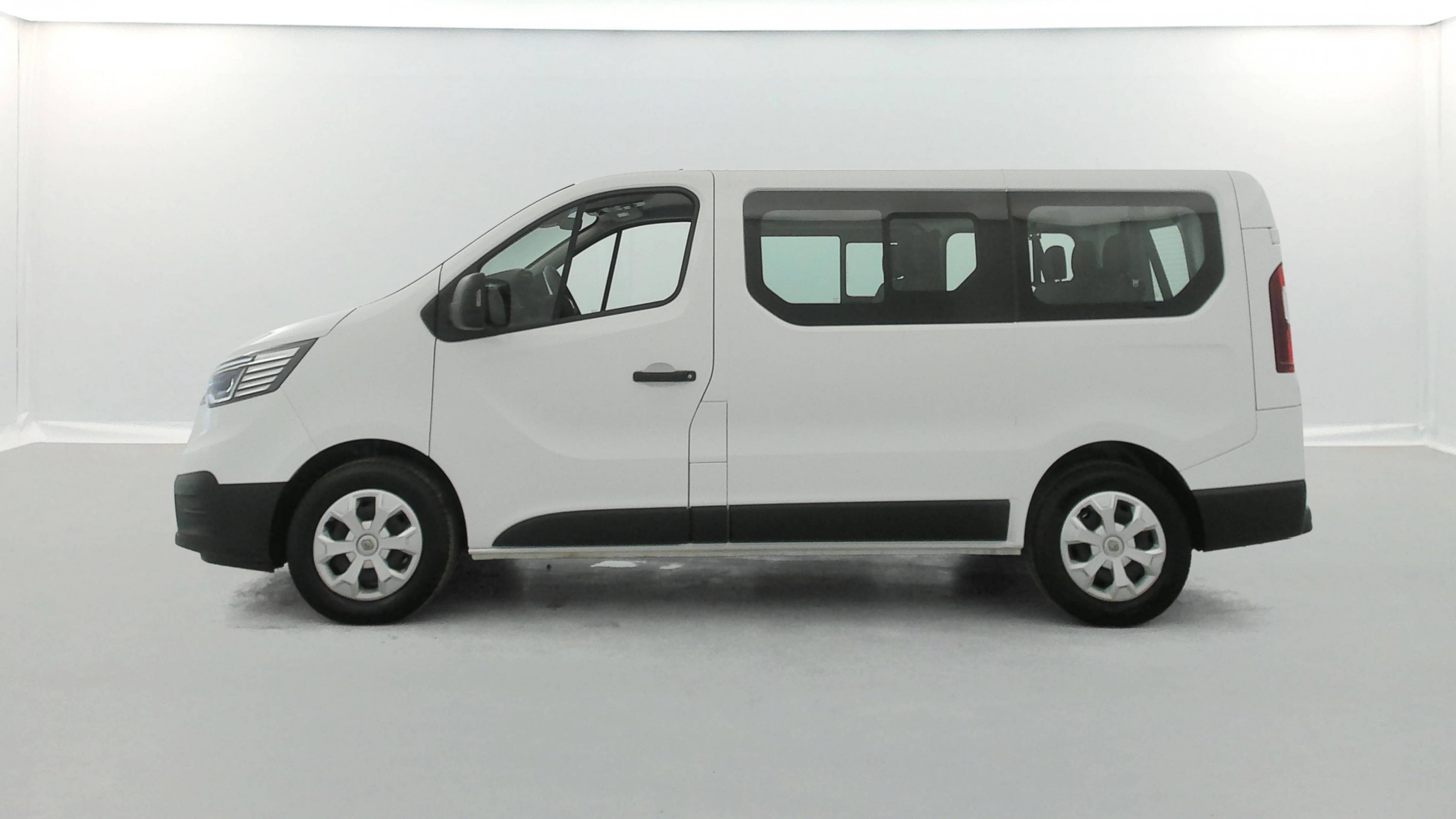 Vente en ligne Renault Trafic  L1 dCi 150 Energy S&S au prix de 29 890 €