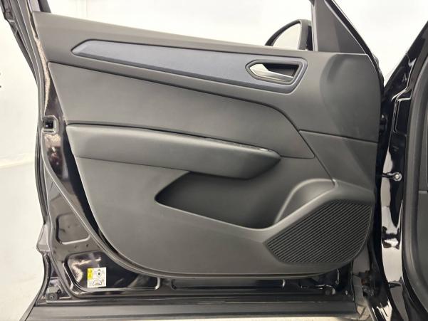 Vente en ligne Renault Arkana  mild hybrid 140 EDC FAP - 22 au prix de 22 390 €