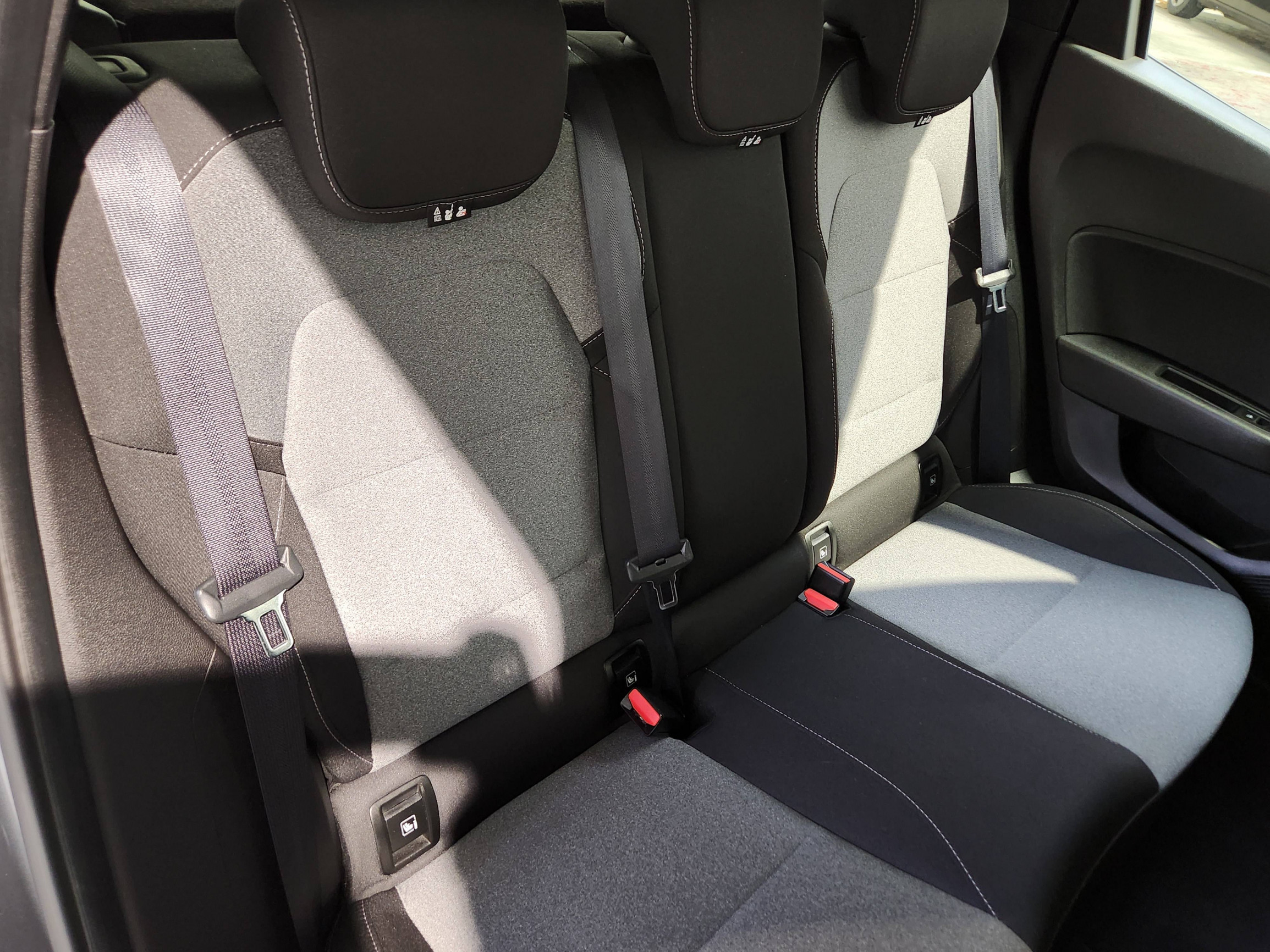 Vente en ligne Renault Clio 5 Clio TCe 90 au prix de 16 299 €