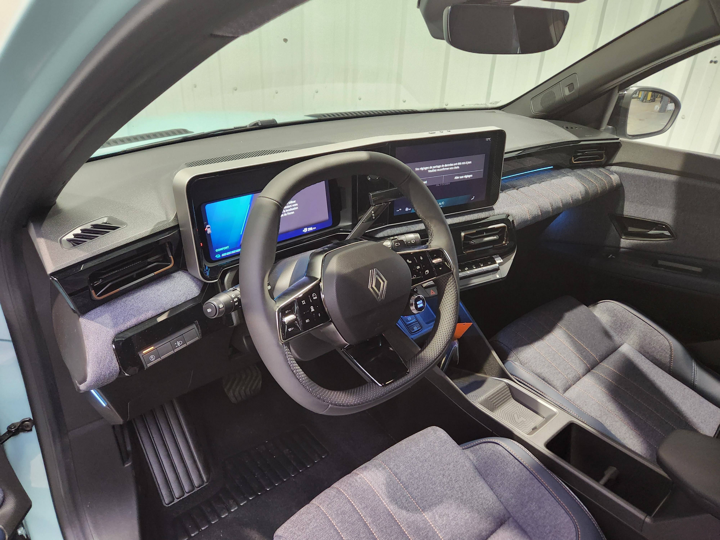 Vente en ligne Renault R4 E-Tech  150 ch autonomie confort au prix de 34 890 €