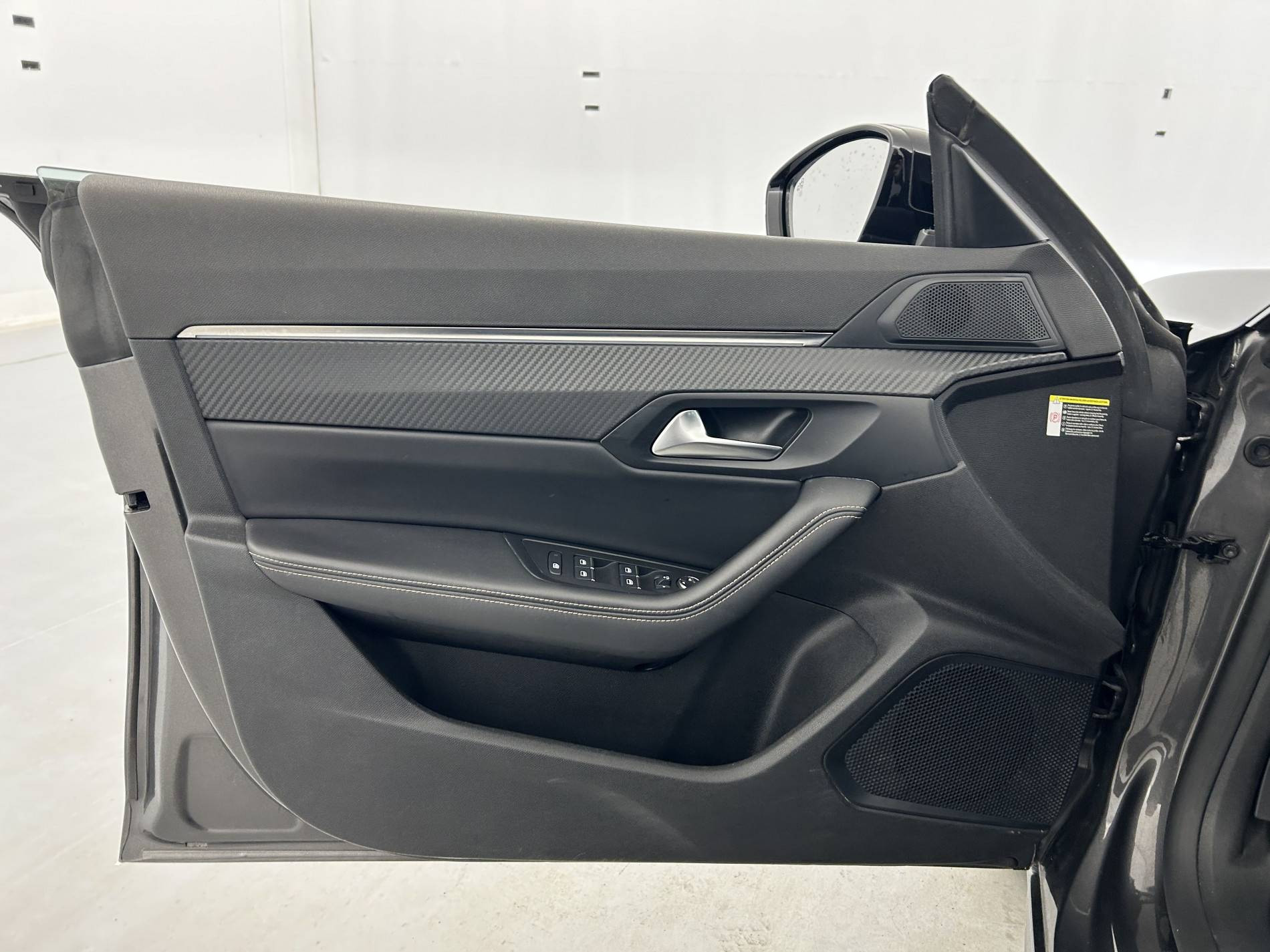 Vente en ligne Peugeot 508 SW  BlueHDi 130 ch S&S EAT8 au prix de 16 390 €