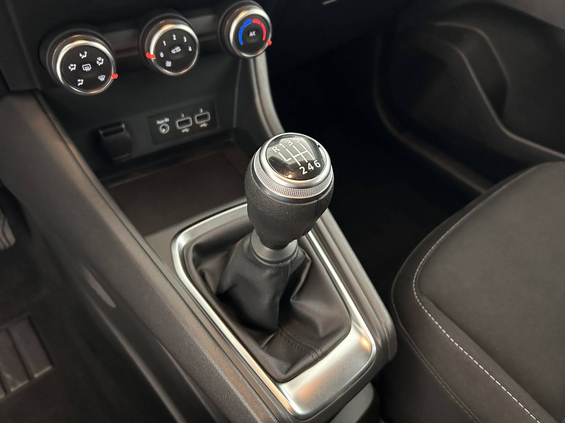 Vente en ligne Renault Captur  TCe 90 - 21 au prix de 15 999 €