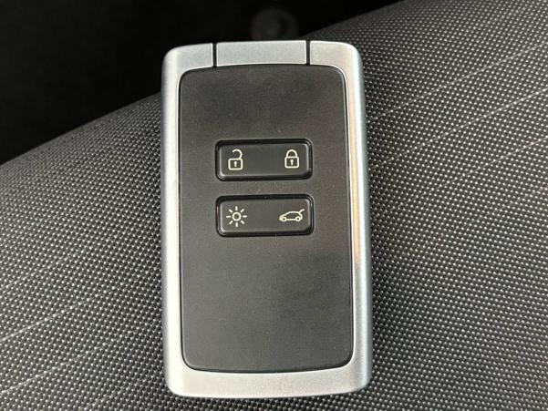 Vente en ligne Renault Arkana  mild hybrid 140 EDC FAP - 22 au prix de 20 490 €